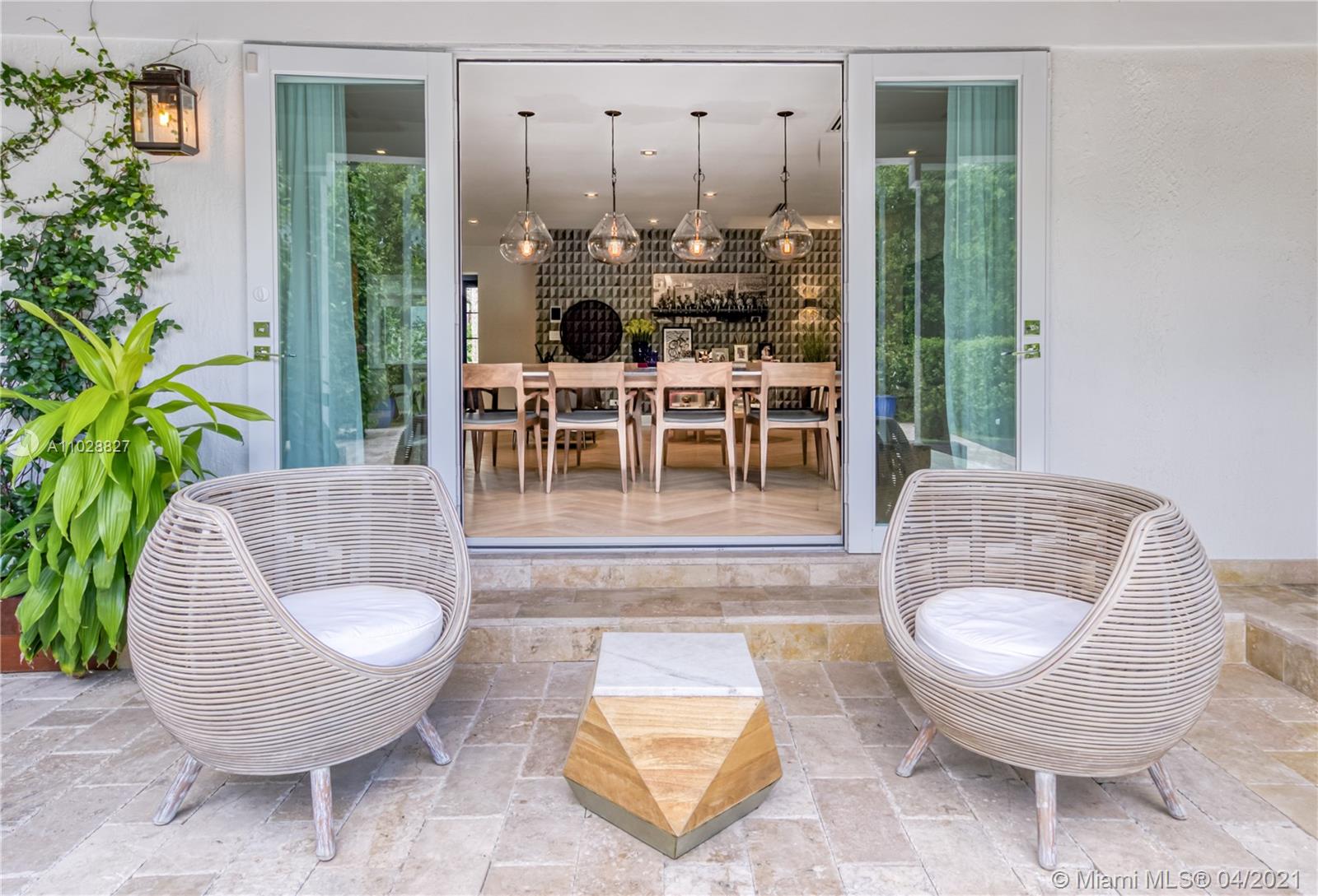 907 Jeronimo Dr Coral Gables, FL 33146