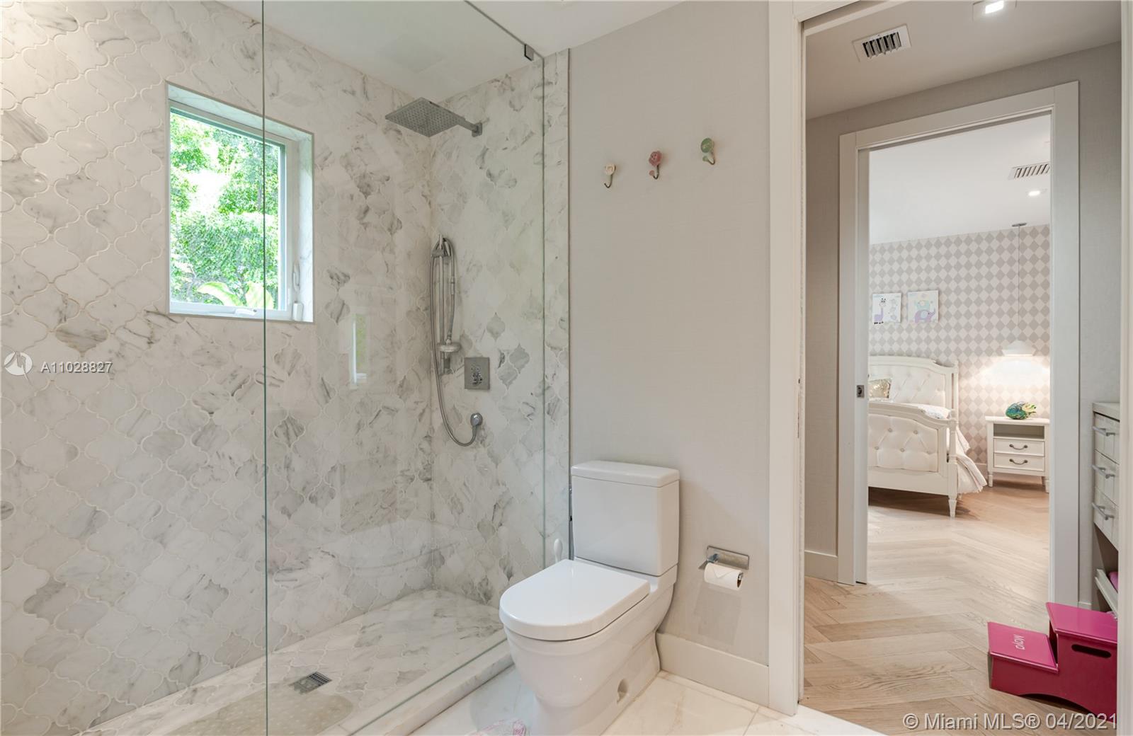 907 Jeronimo Dr Coral Gables, FL 33146