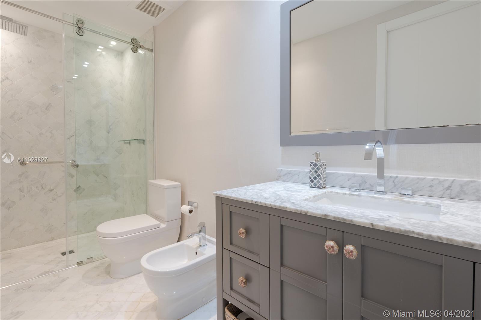 907 Jeronimo Dr Coral Gables, FL 33146