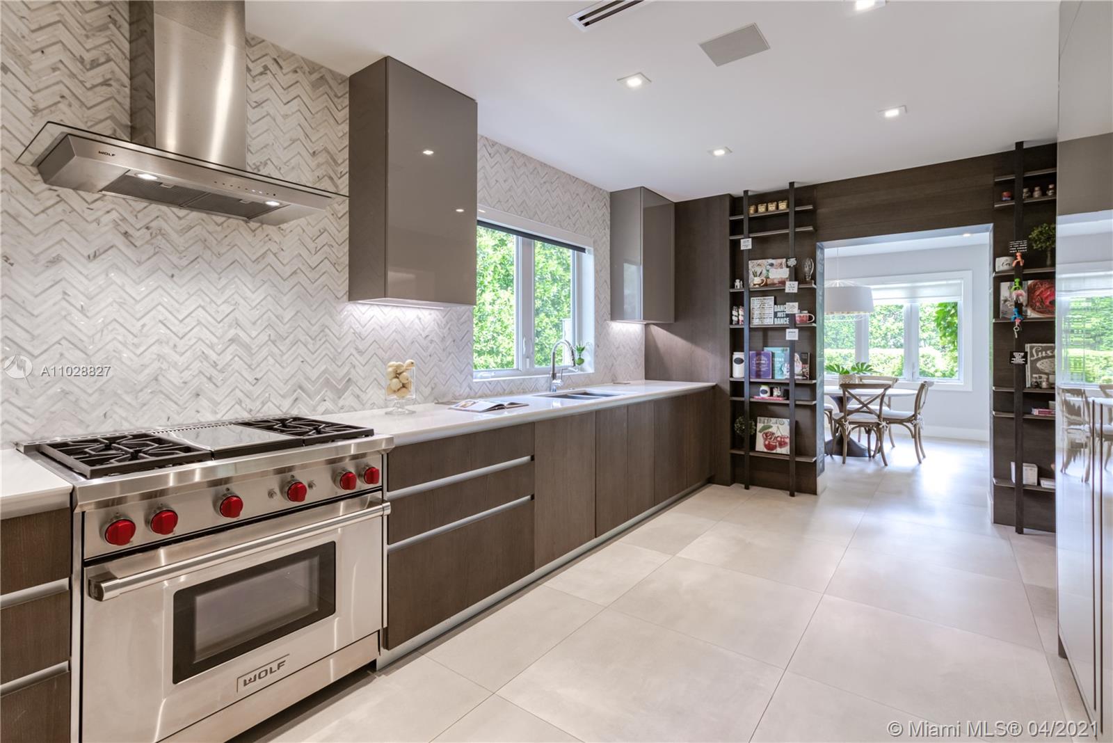 907 Jeronimo Dr Coral Gables, FL 33146