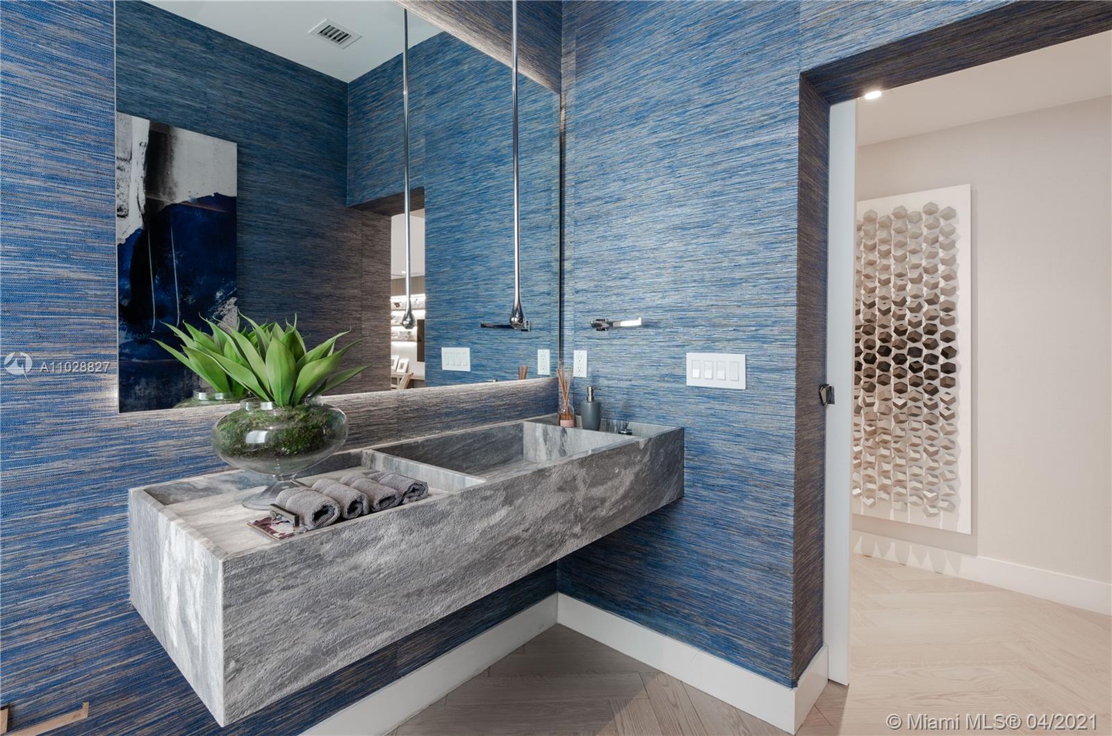 907 Jeronimo Dr Coral Gables, FL 33146