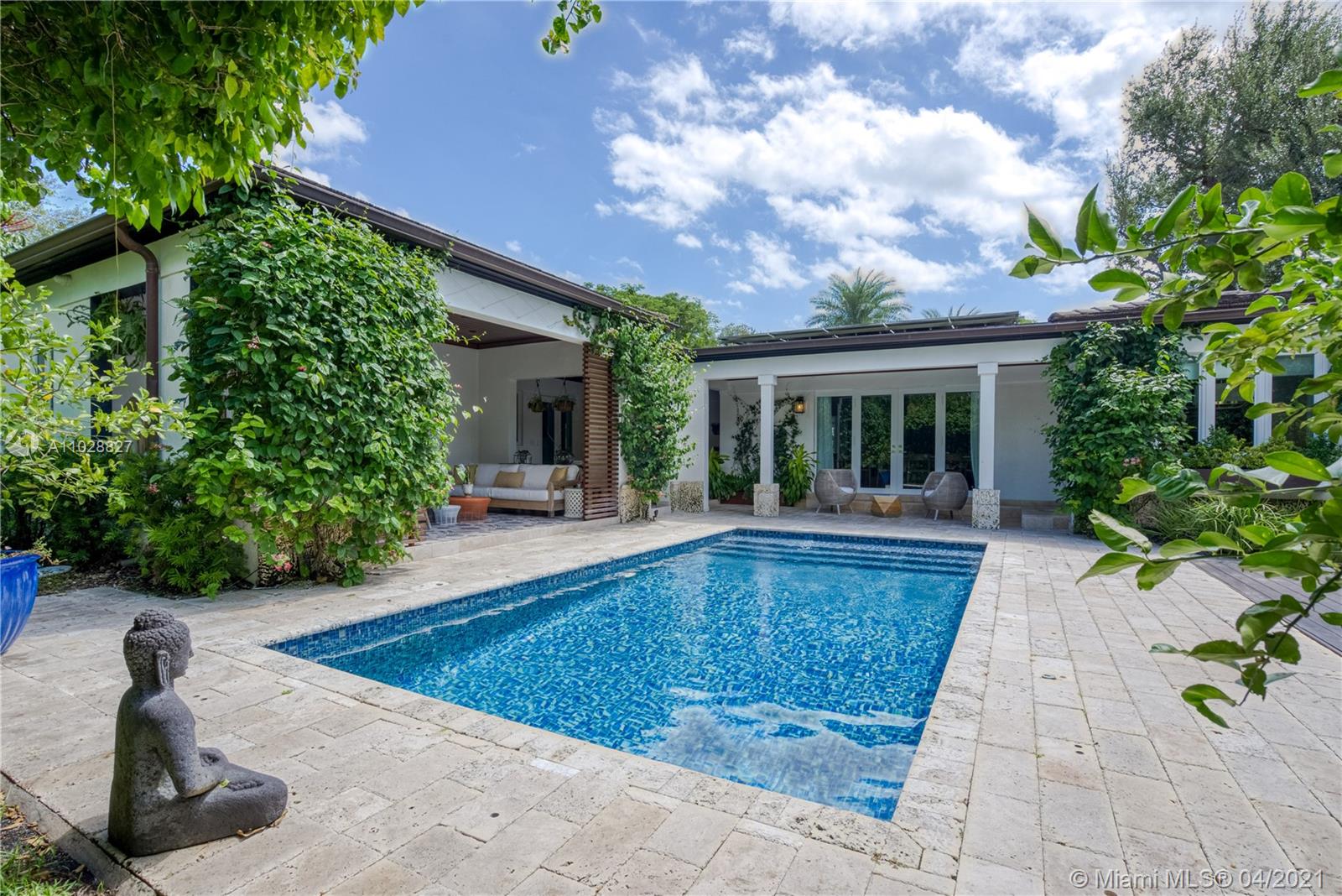 907 Jeronimo Dr Coral Gables, FL 33146