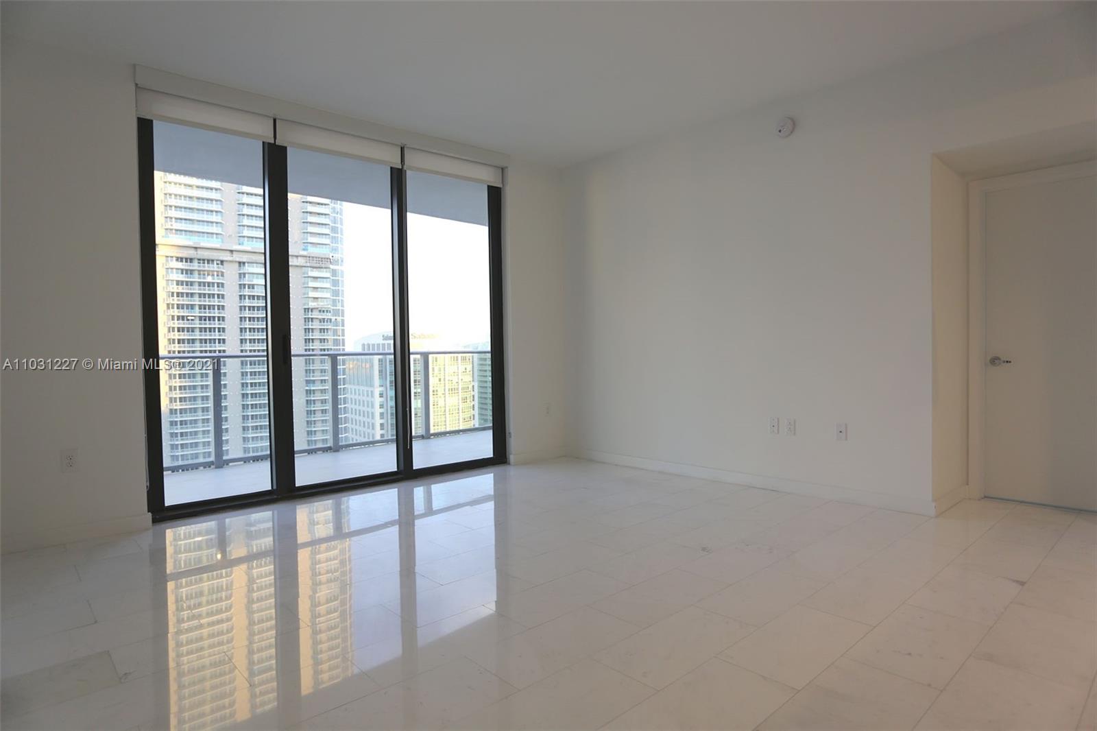1010 Brickell Ave #3904