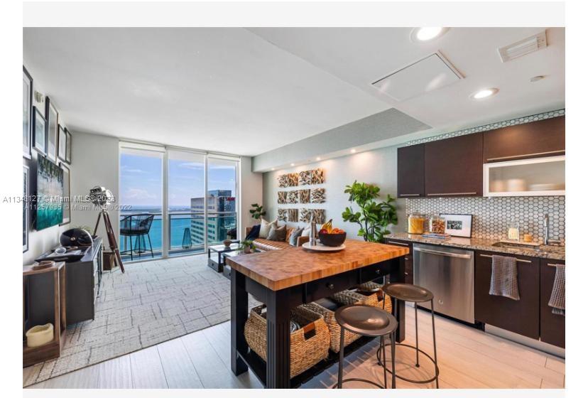image The Plaza on Brickell West17
