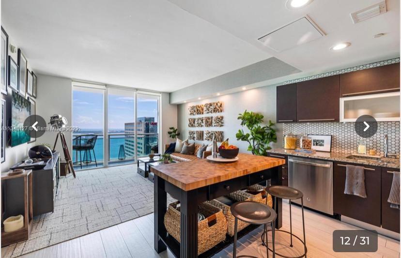 image The Plaza on Brickell West2