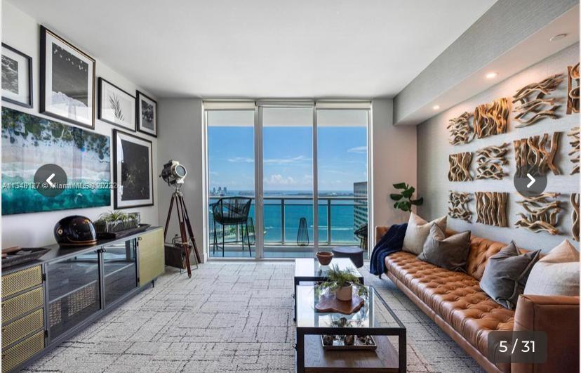 image The Plaza on Brickell West3
