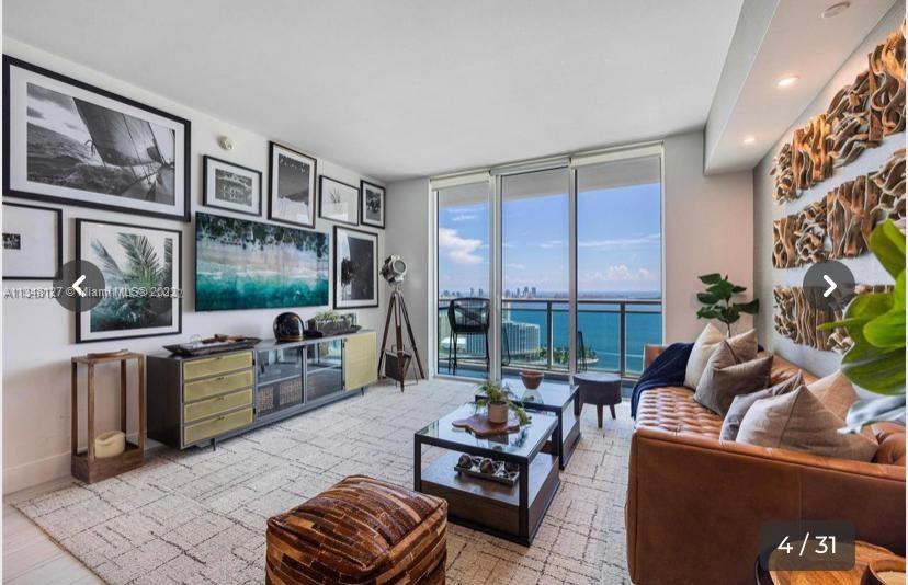 image The Plaza on Brickell West4