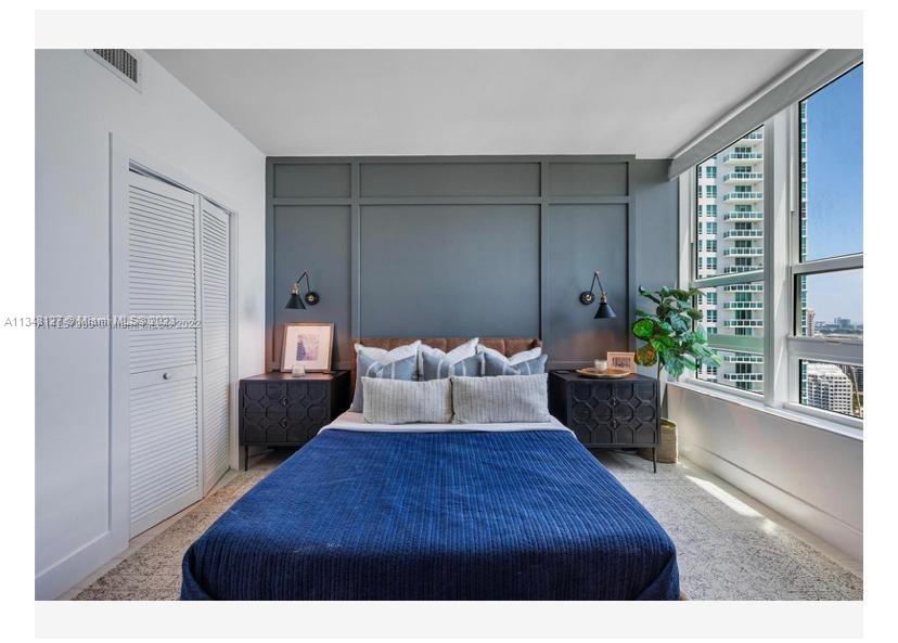 image The Plaza on Brickell West5