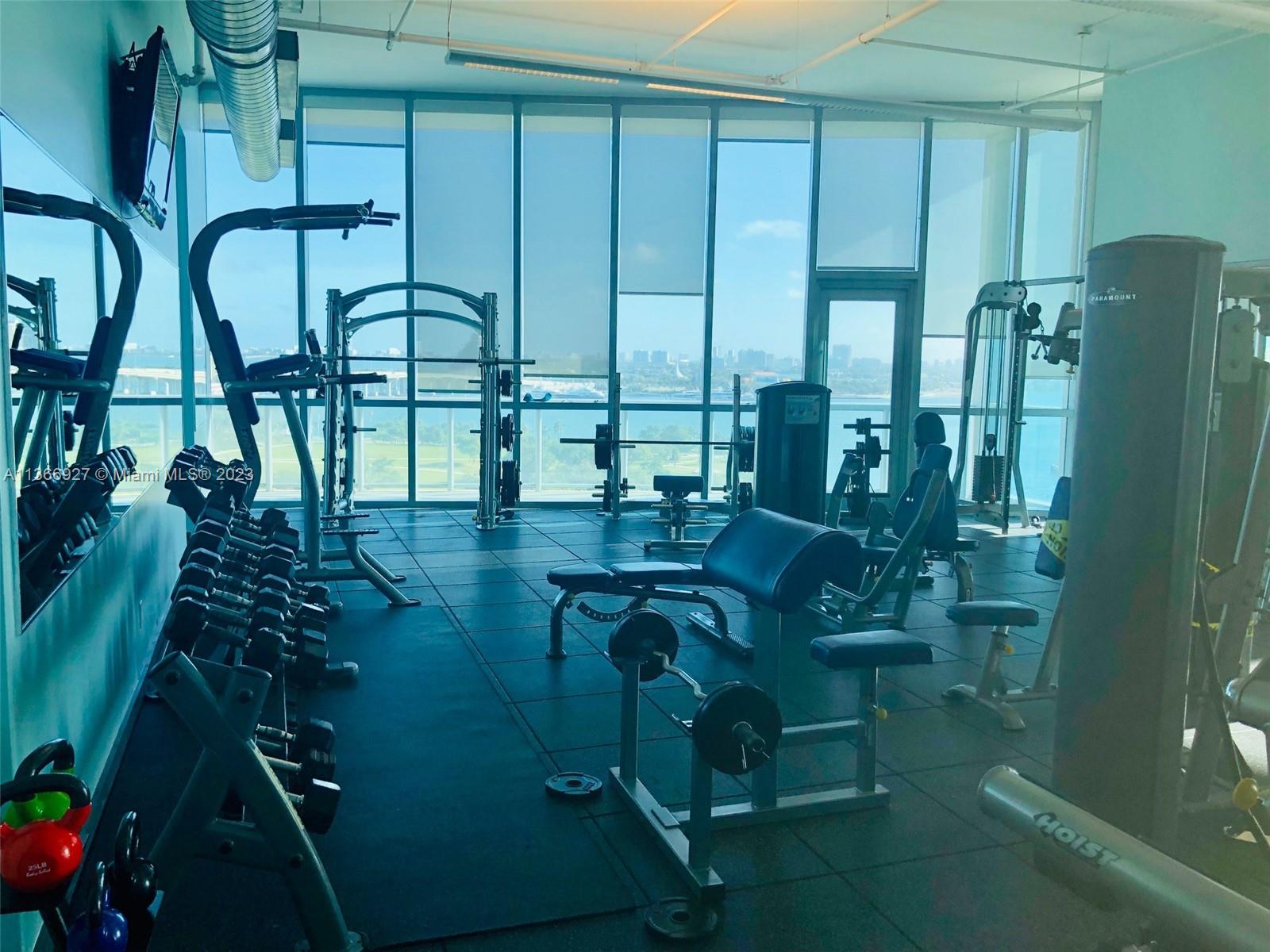 888 Biscayne Bl #5302 Miami, FL 33132