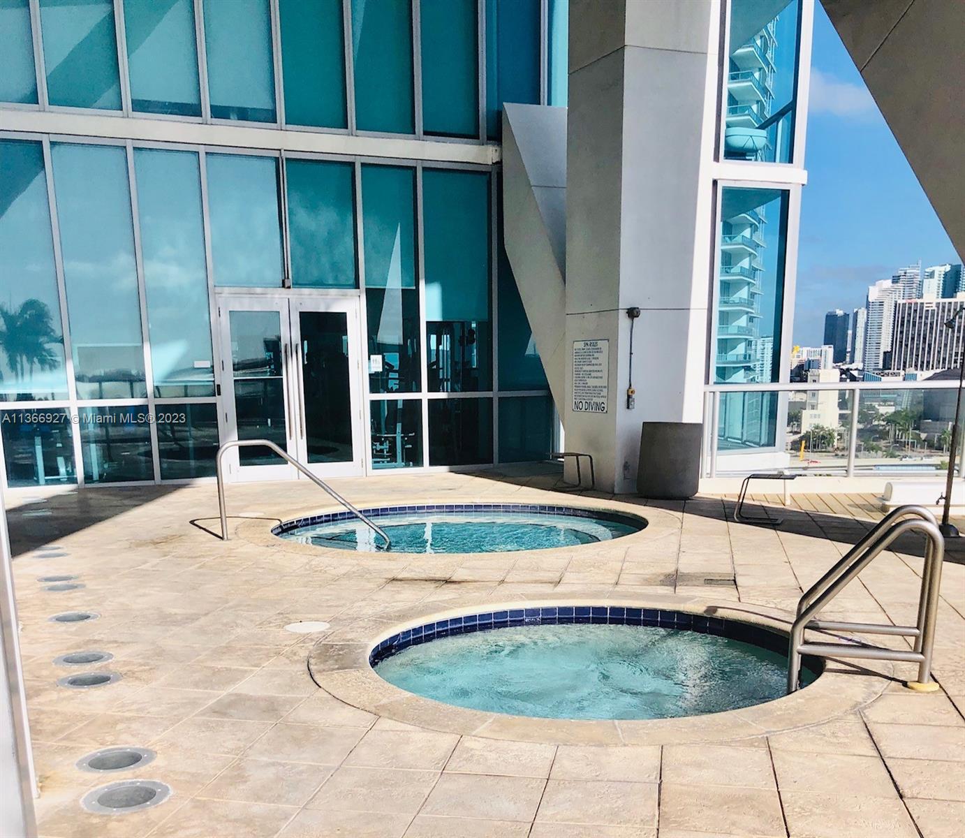 888 Biscayne Bl #5302 Miami, FL 33132