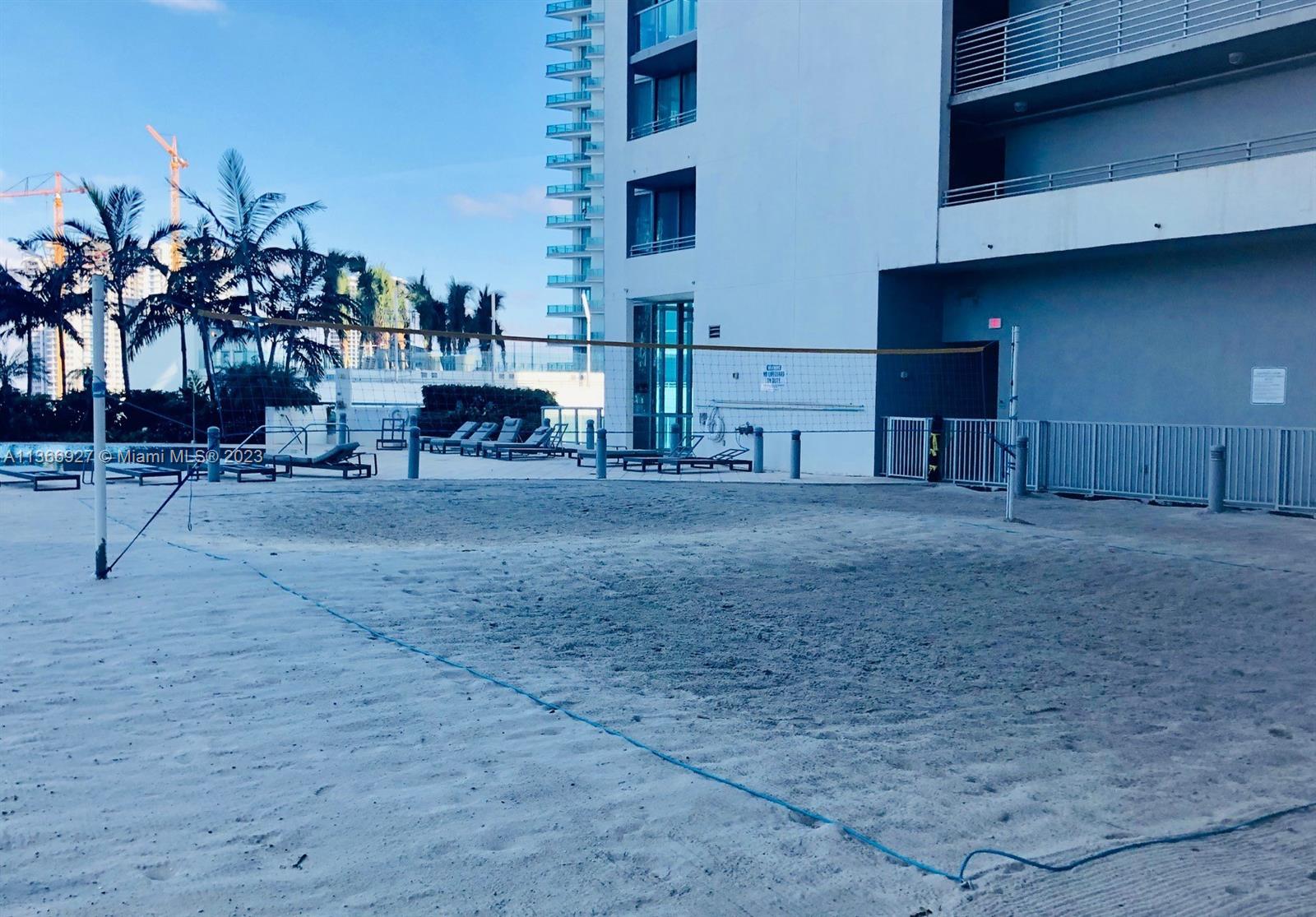 888 Biscayne Bl #5302 Miami, FL 33132