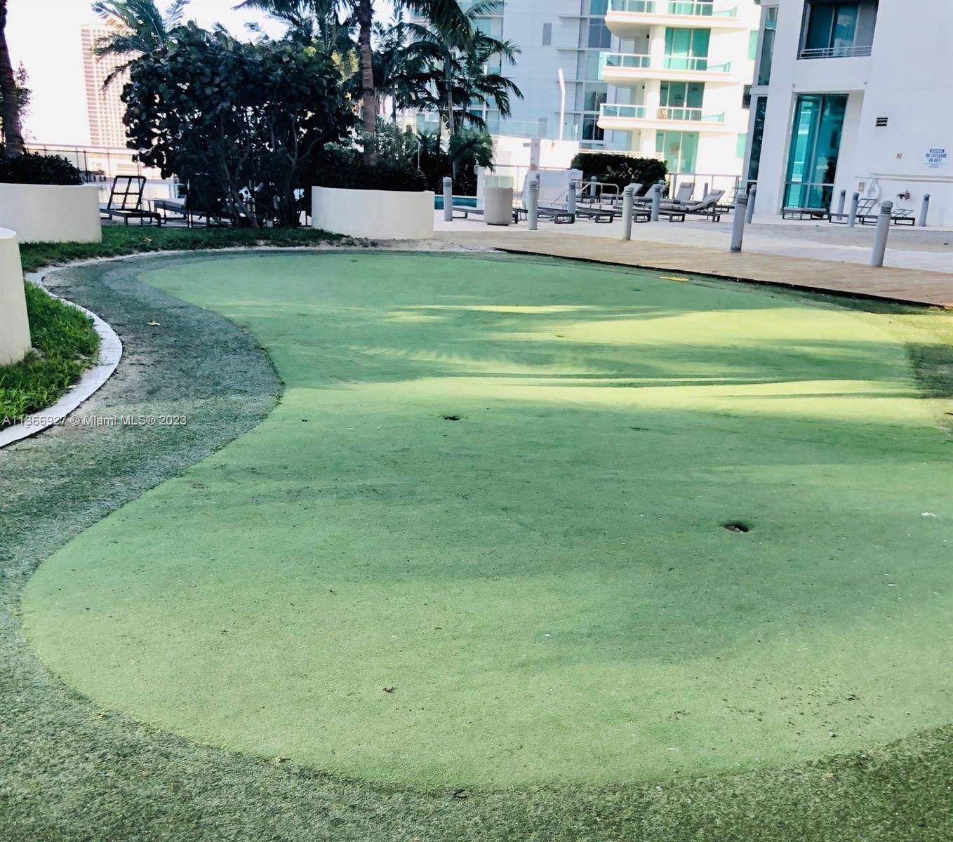 888 Biscayne Bl #5302 Miami, FL 33132