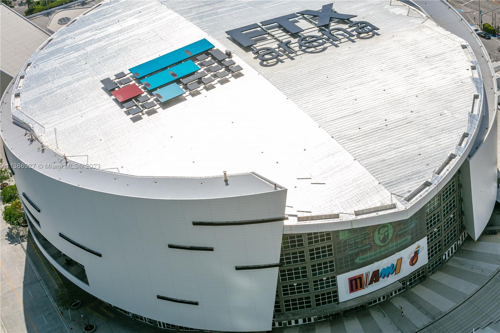 888 Biscayne Bl #5302 Miami, FL 33132