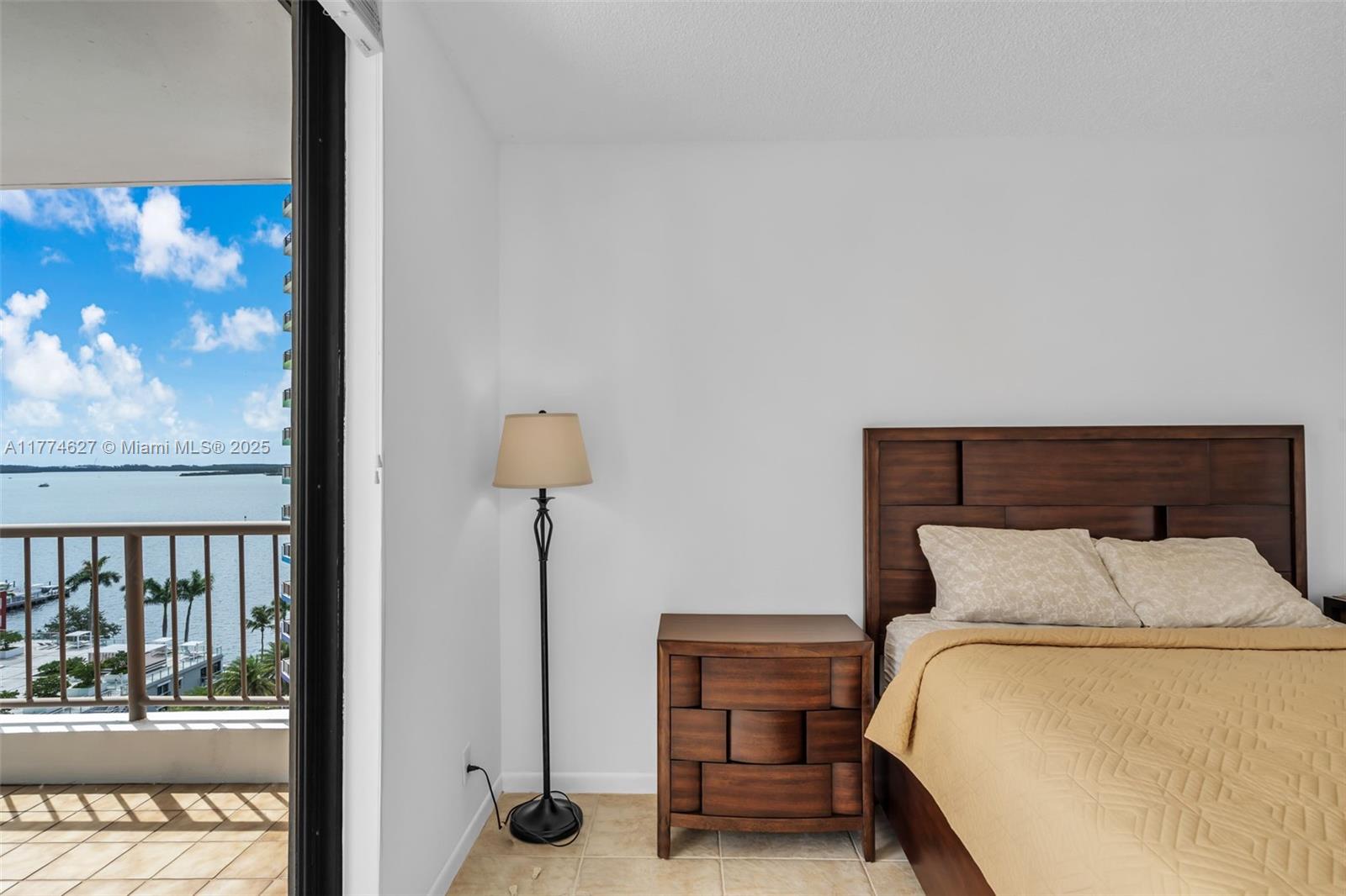 image VILLA REGINA CONDO16