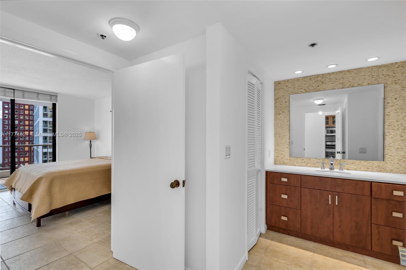 image VILLA REGINA CONDO19