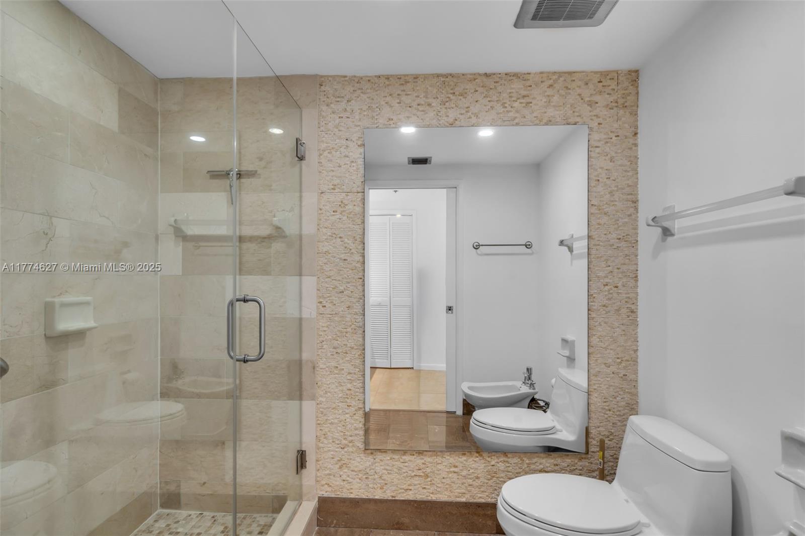 image VILLA REGINA CONDO21