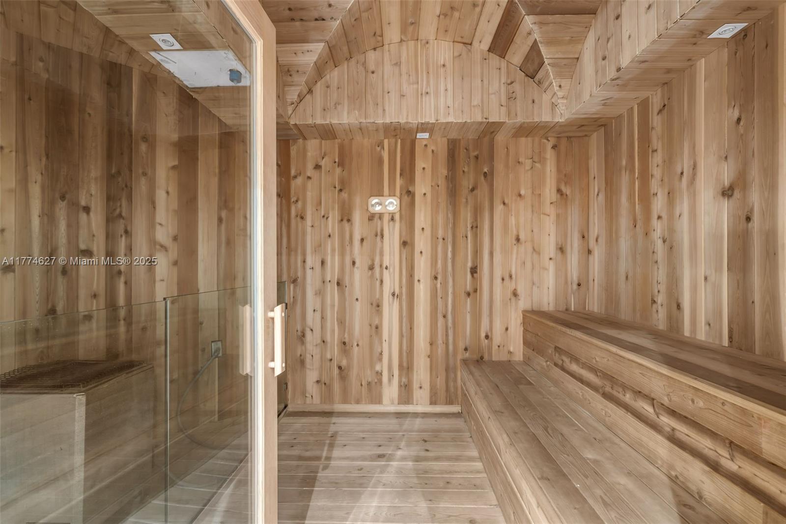 image VILLA REGINA CONDO29