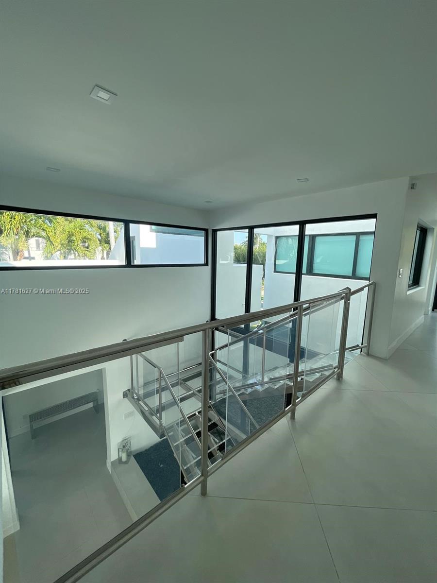 7720 Miami Vw North Bay Village, FL 33142