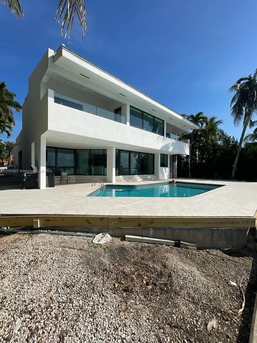 7720 Miami Vw North Bay Village, FL 33142