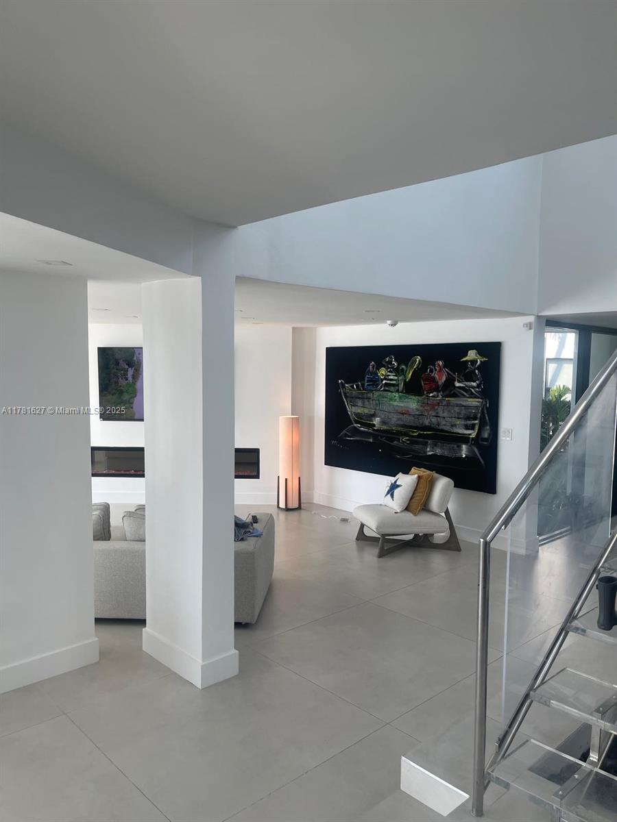 7720 Miami Vw North Bay Village, FL 33142