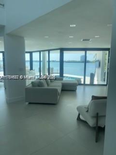 7720 Miami Vw North Bay Village, FL 33142