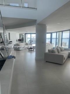 7720 Miami Vw North Bay Village, FL 33142