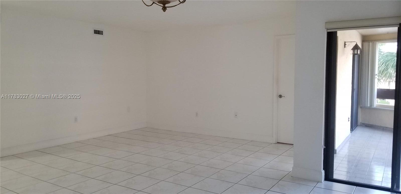8850 SW 123rd Ct #H302,Miami, FL 33186