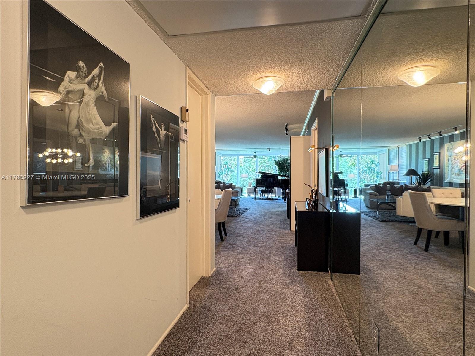 4020 W Palm Aire Dr #211,Pompano Beach, FL 33069