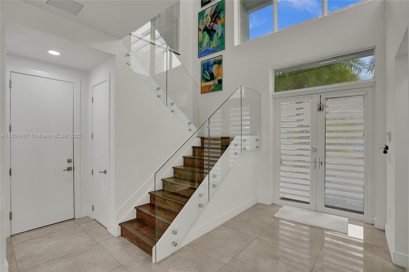 9995 NW 75th St Doral, FL 33178