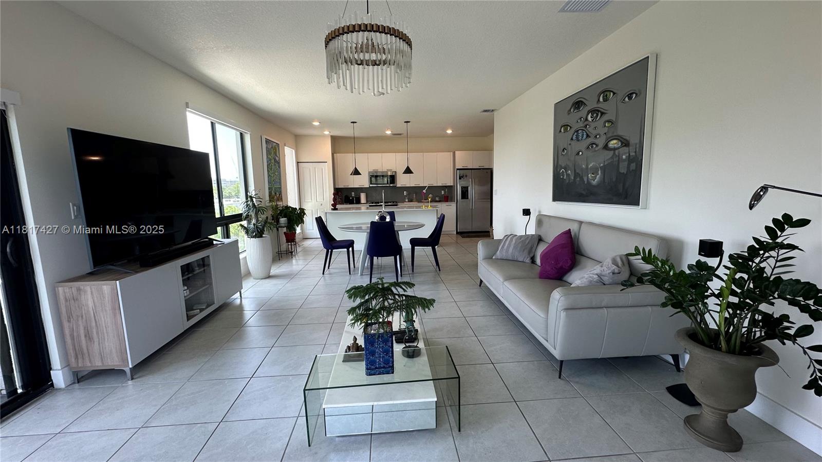 8001 NW 41st St #F-307 Doral, FL 33166