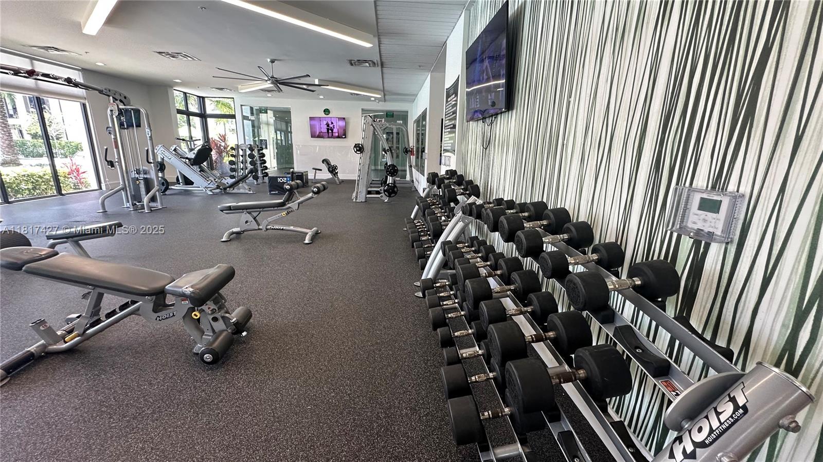 8001 NW 41st St #F-307 Doral, FL 33166