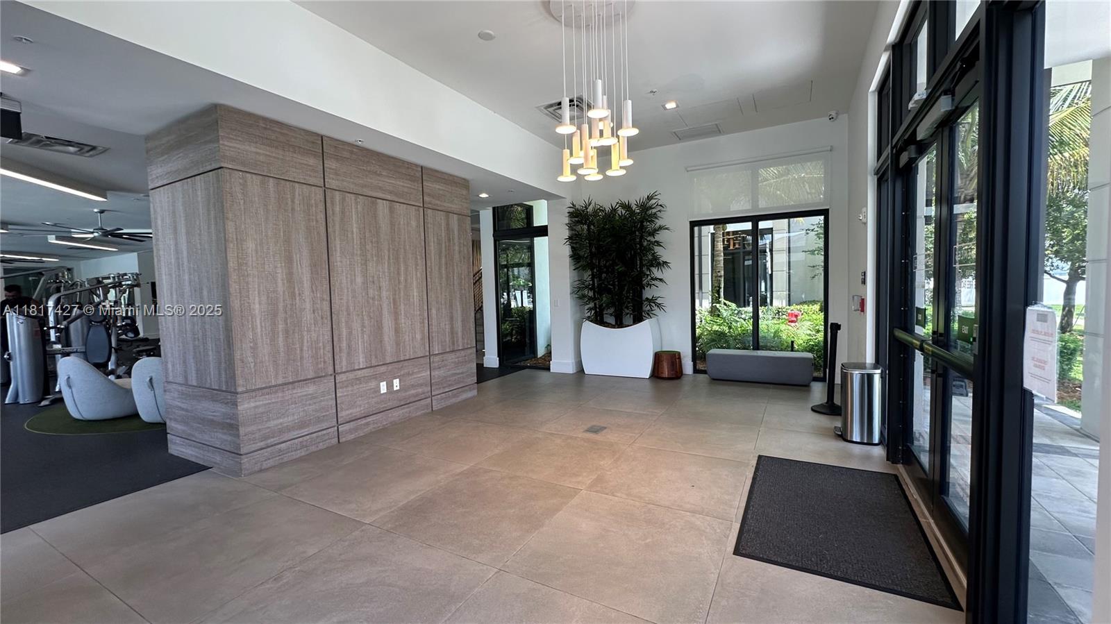 8001 NW 41st St #F-307 Doral, FL 33166