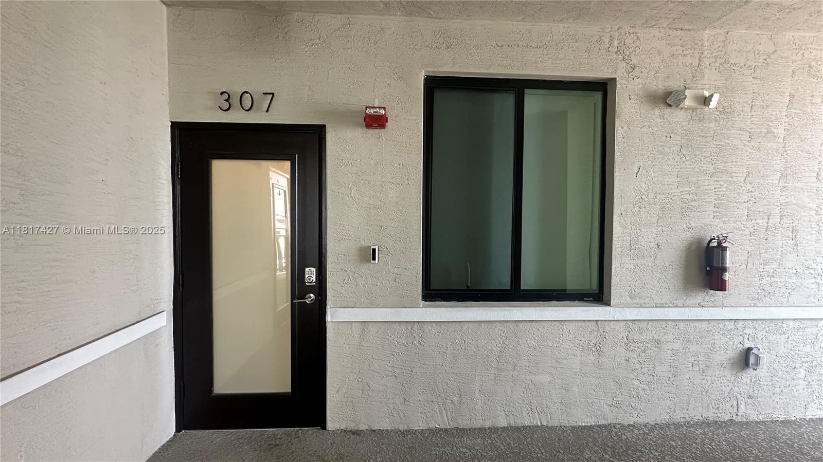 8001 NW 41st St #F-307 Doral, FL 33166