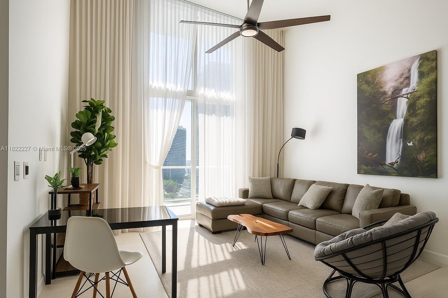 475 Brickell Ave #2213,Miami, FL 33131
