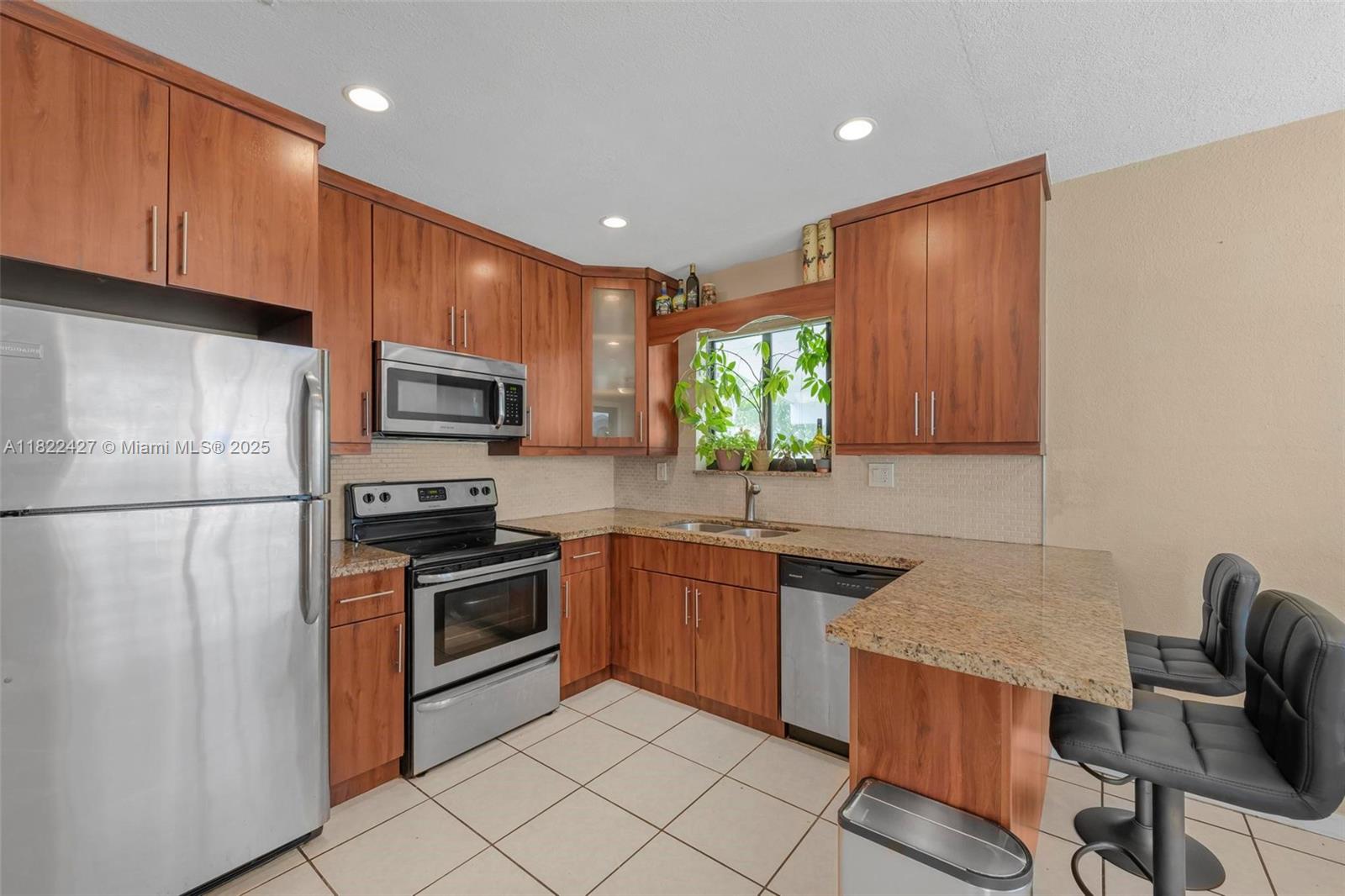 9520 Holiday Rd,Cutler Bay, FL 33157