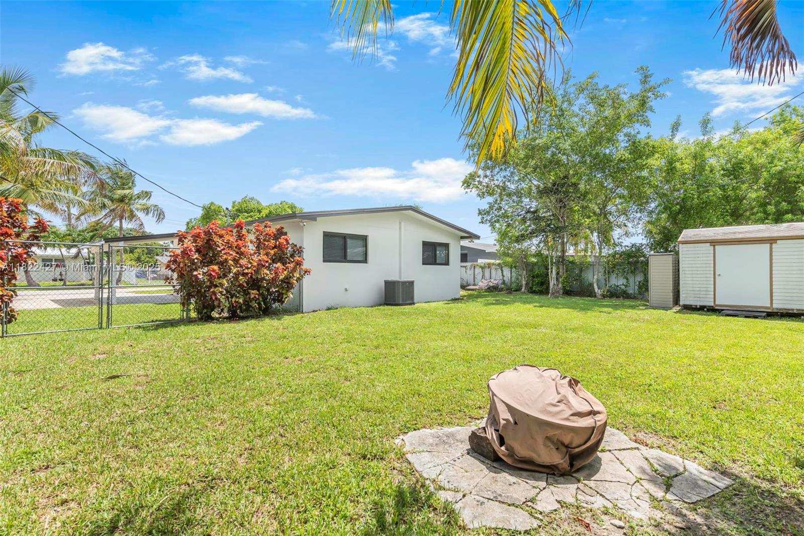 9520 Holiday Rd,Cutler Bay, FL 33157