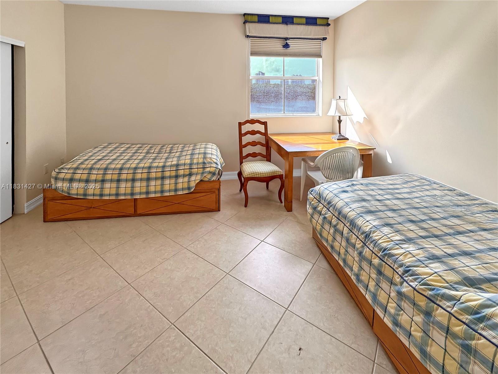 21033 NE 32nd Ave Aventura, FL 33180