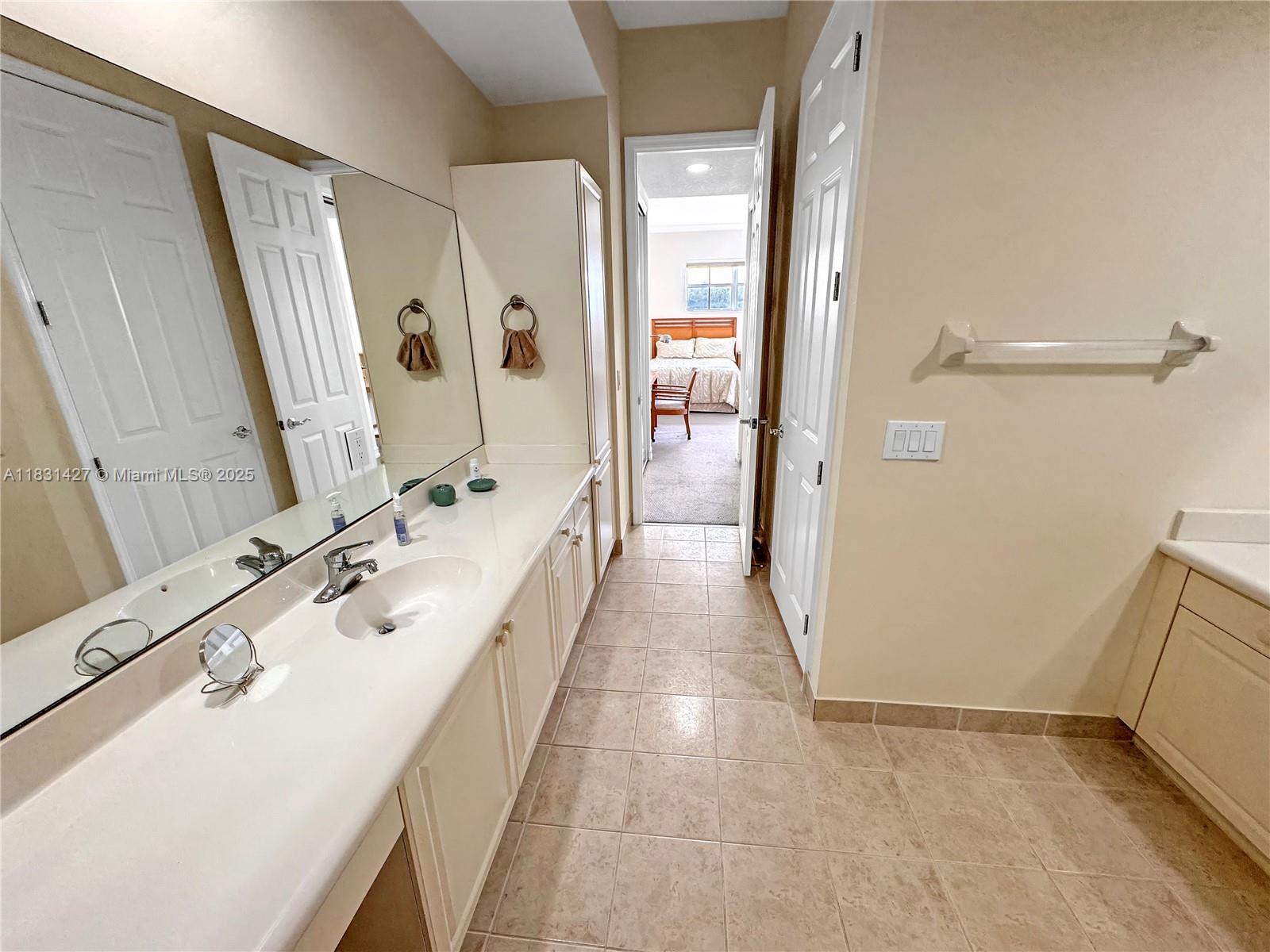 21033 NE 32nd Ave Aventura, FL 33180