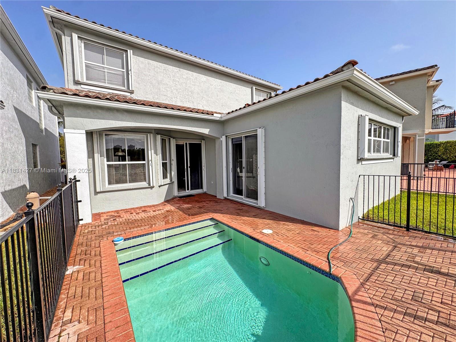 21033 NE 32nd Ave Aventura, FL 33180