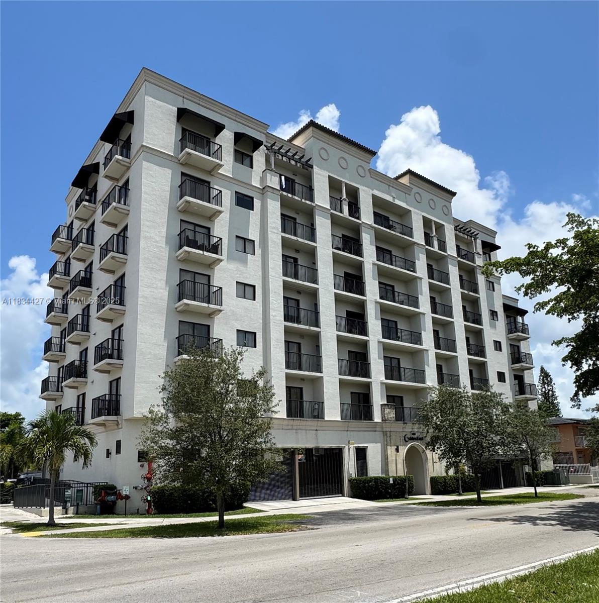 1801 SW 32nd Ave #600