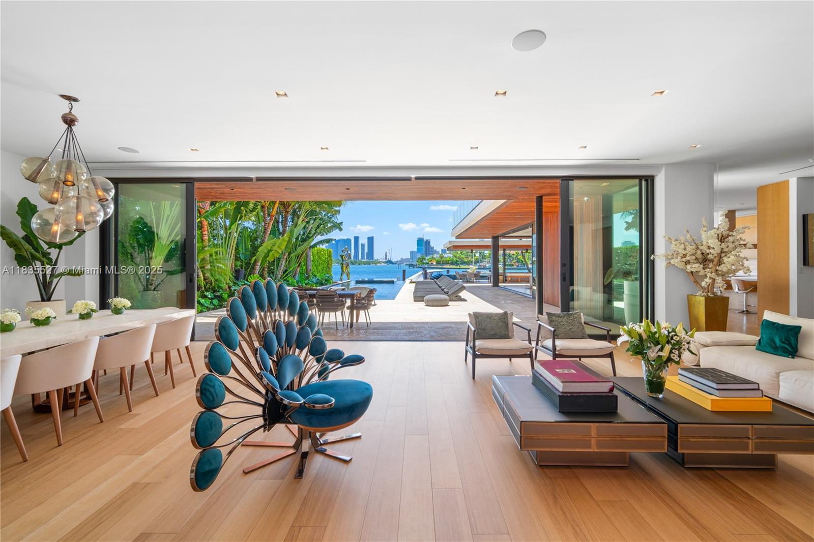 126 W San Marino Dr Miami Beach, FL 33139 126 W San Marino Dr Miami Beach, FL 33139