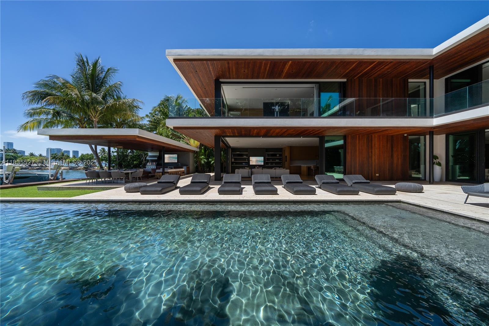 126 W San Marino Dr Miami Beach, FL 33139 126 W San Marino Dr Miami Beach, FL 33139