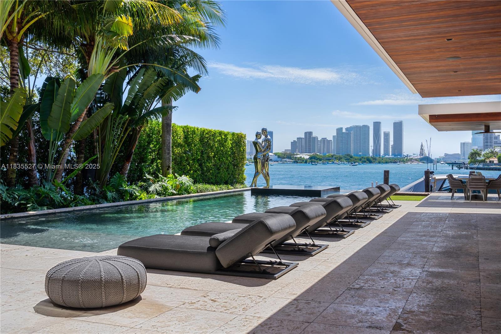 126 W San Marino Dr Miami Beach, FL 33139 126 W San Marino Dr Miami Beach, FL 33139