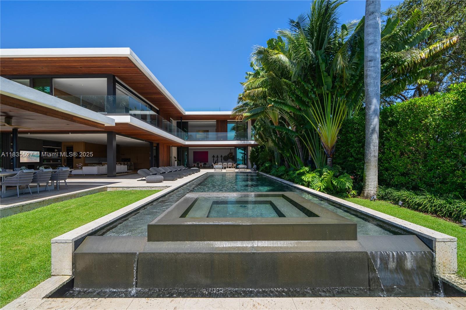 126 W San Marino Dr Miami Beach, FL 33139 126 W San Marino Dr Miami Beach, FL 33139