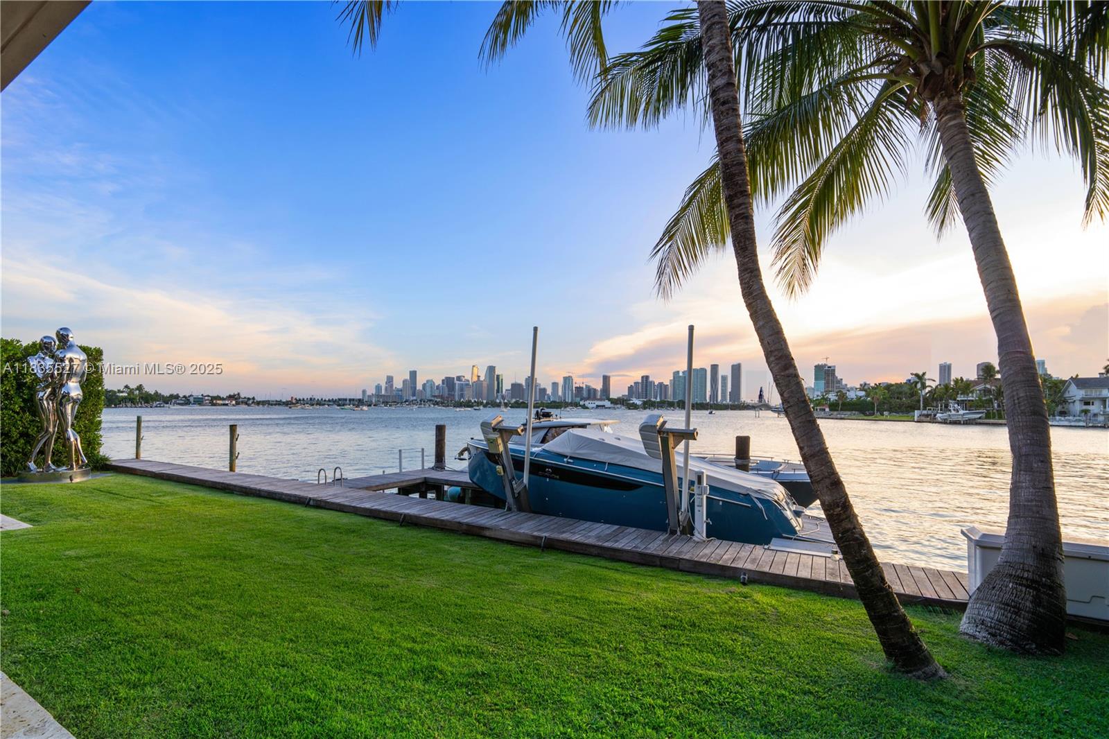 126 W San Marino Dr Miami Beach, FL 33139 126 W San Marino Dr Miami Beach, FL 33139