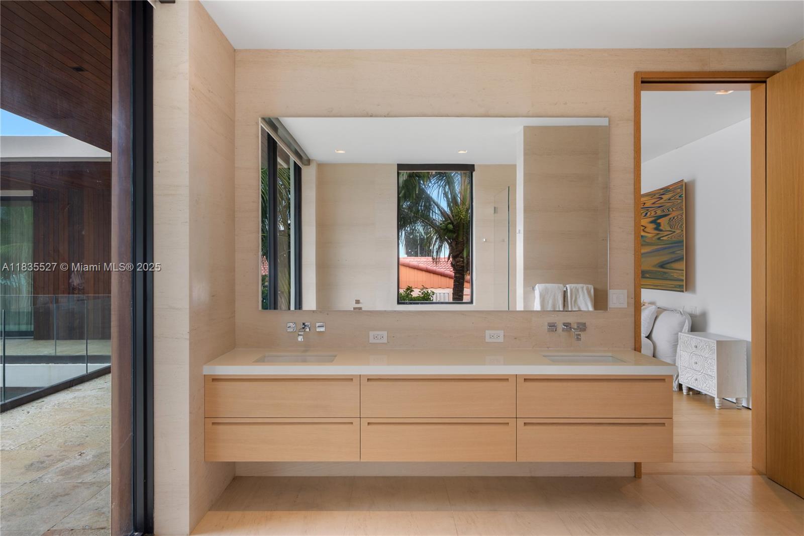 126 W San Marino Dr Miami Beach, FL 33139 126 W San Marino Dr Miami Beach, FL 33139