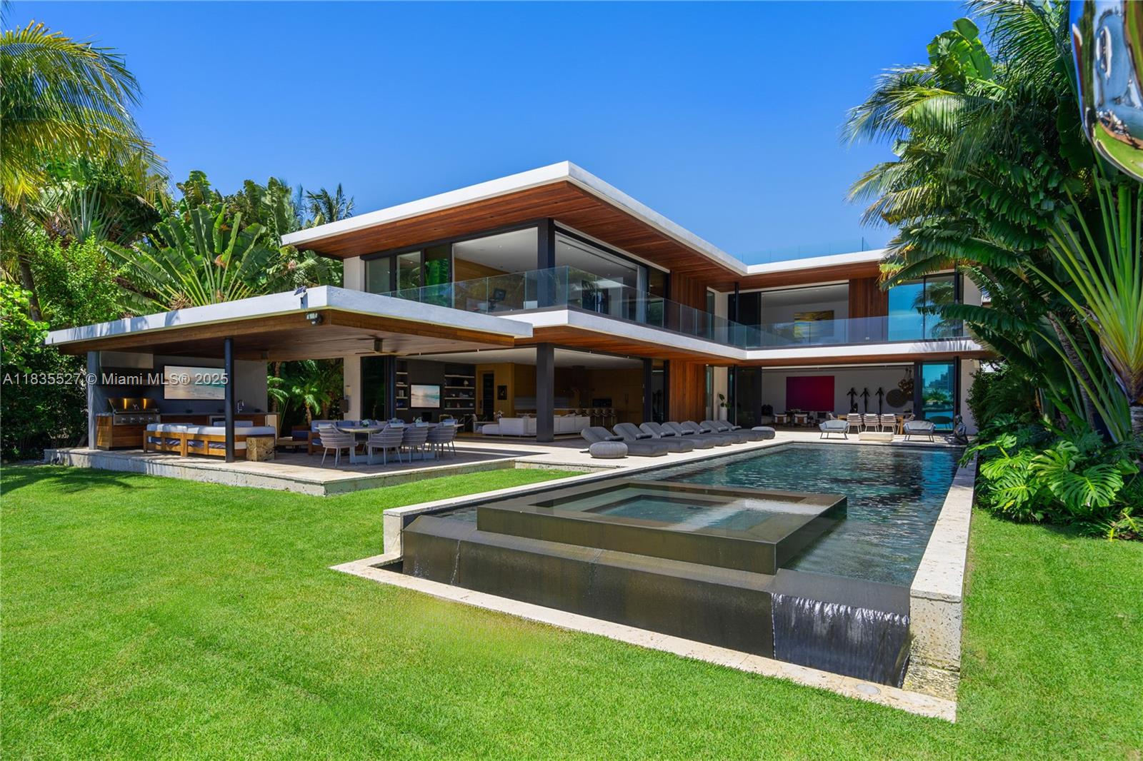 126 W San Marino Dr Miami Beach, FL 33139 126 W San Marino Dr Miami Beach, FL 33139