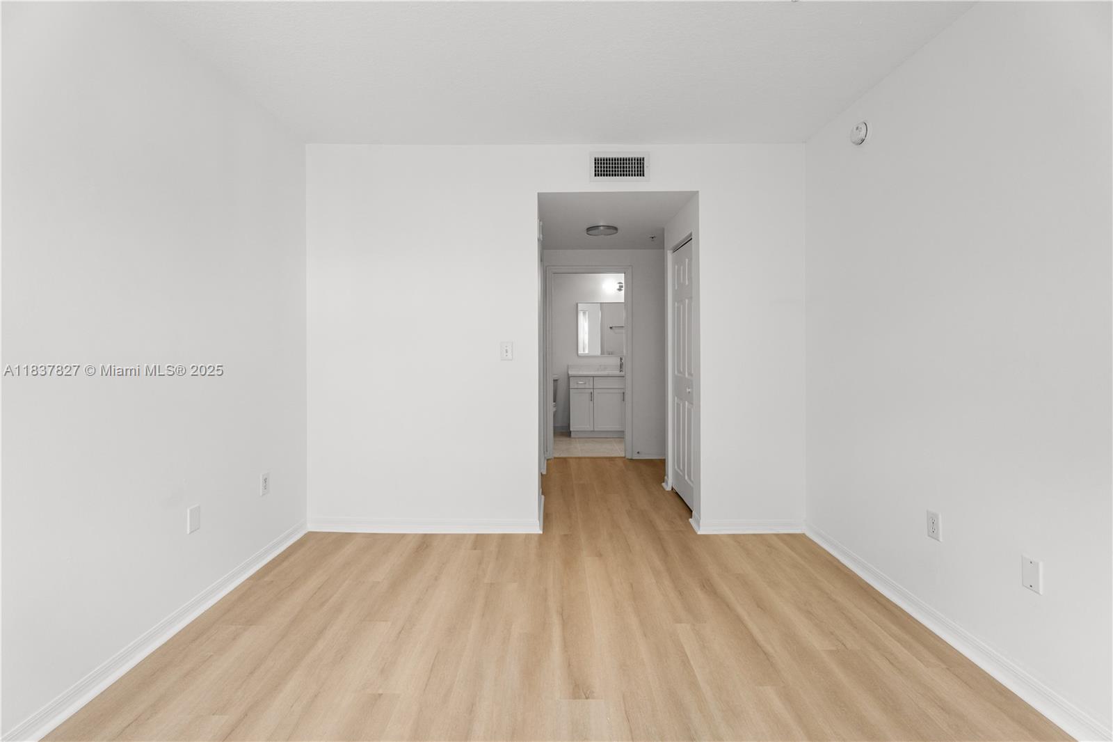 6821 SW 44th St #201 Miami, FL 33155