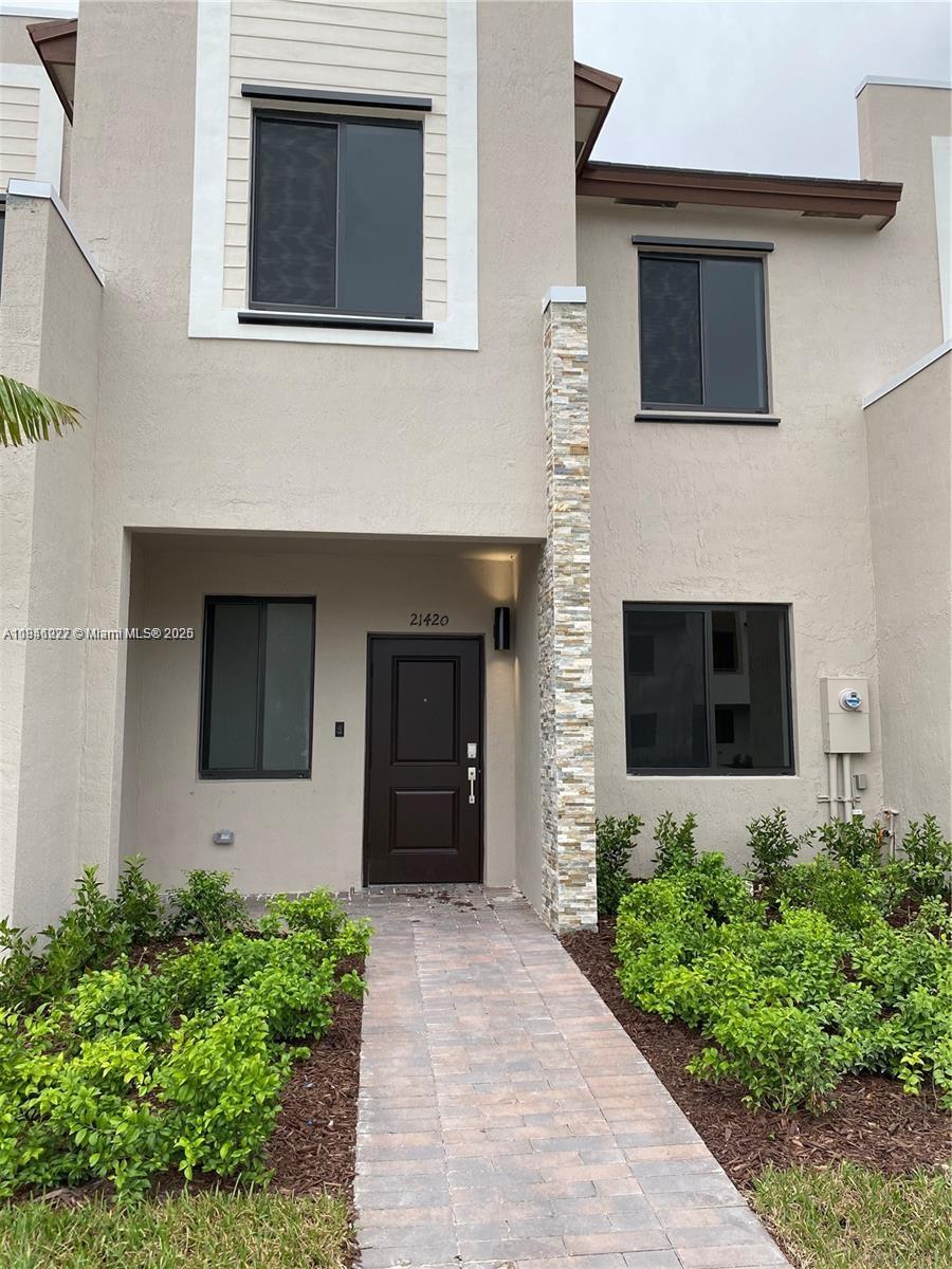 21420 NE 2nd Path
