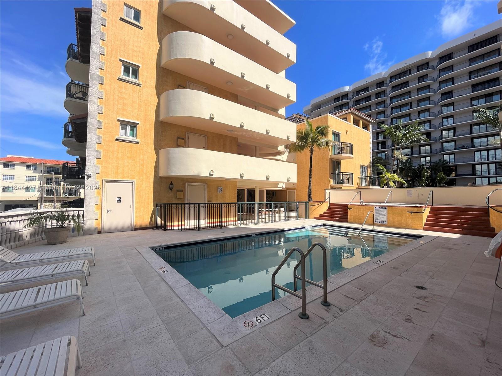image Surfside Palms Condo9